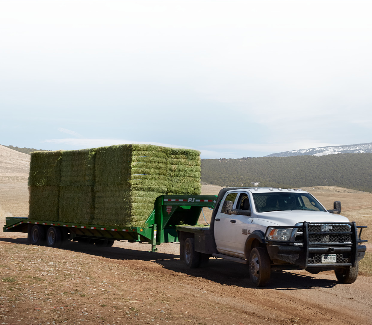 2018 RAM Chassis Cab side view towing hay