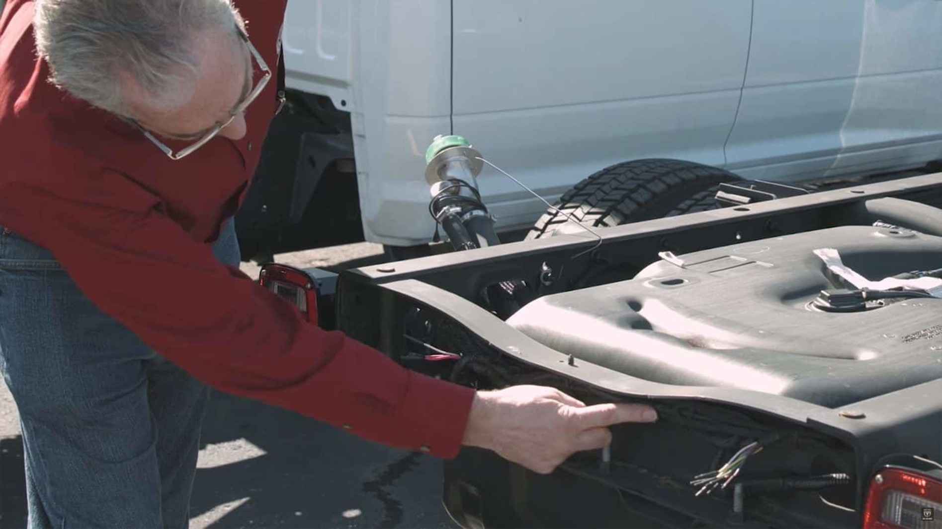 CÂBLAGE À L’ARRIÈRE DES CAMIONS 101