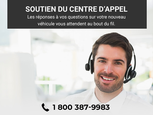 Service à la clientèle. Nous sommes engagés à prendre soin de nos propriétaires. 1 800 387-9983. Un représentant du service à la clientèle souriant.