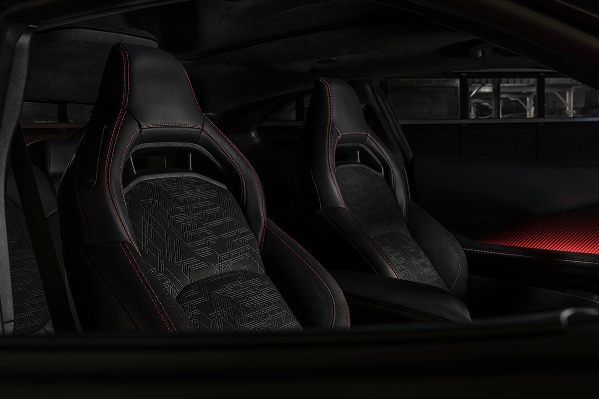 2026 Dodge Charger Leatherette Suede Performance Seats Daytona Scat Pack