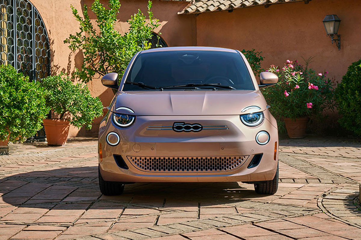 2024 FIAT 500e – Interior & Exterior Design | FIAT Canada