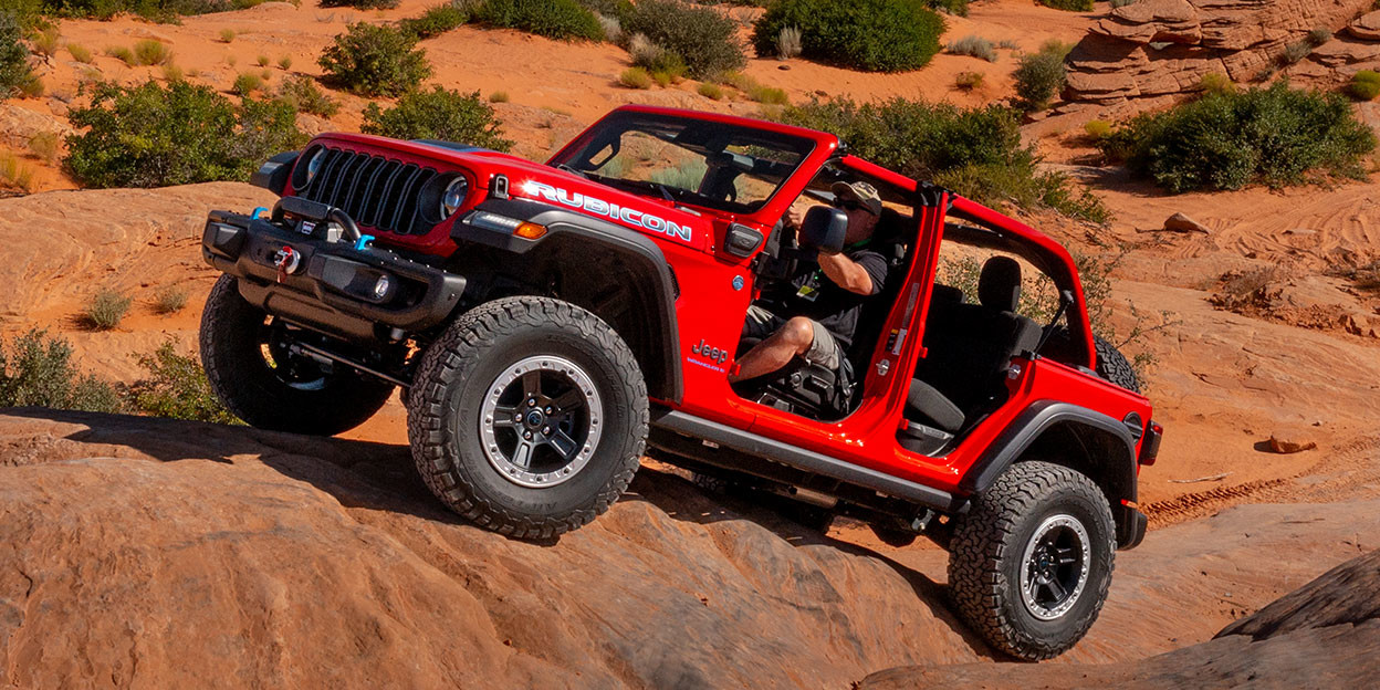 2025 Jeep Wrangler 4xe Plug-In Hybrid – Capabilities | Jeep