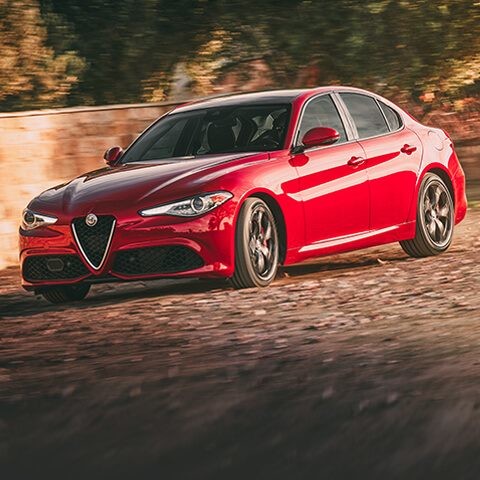 2018 Alfa Romeo Giulia Luxury Sport Sedan Canada