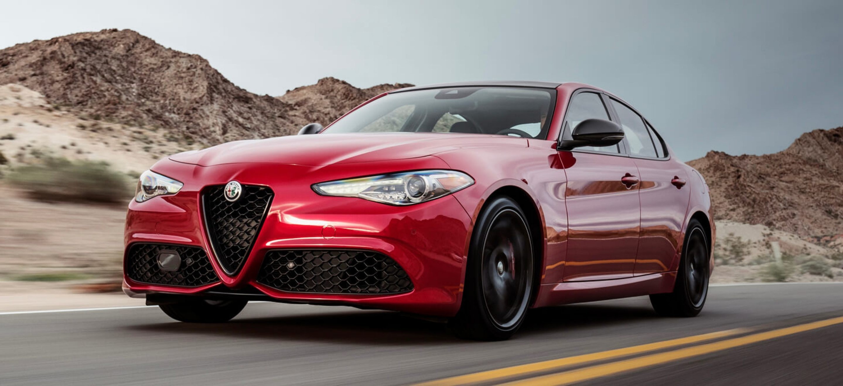 Berline Sport De Luxe Alfa Romeo Giulia 2018 Canada