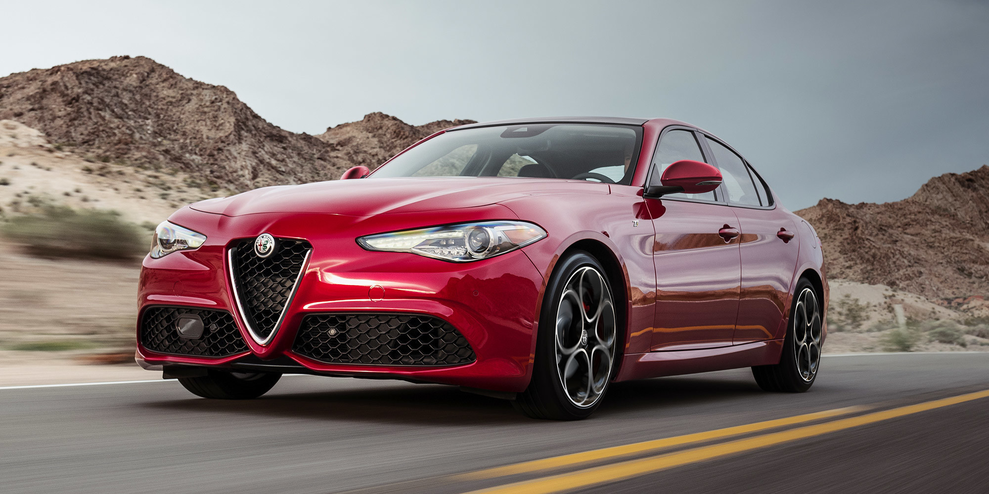 2022 Alfa Romeo Giulia Luxury Sport Sedan | Alfa Romeo Canada