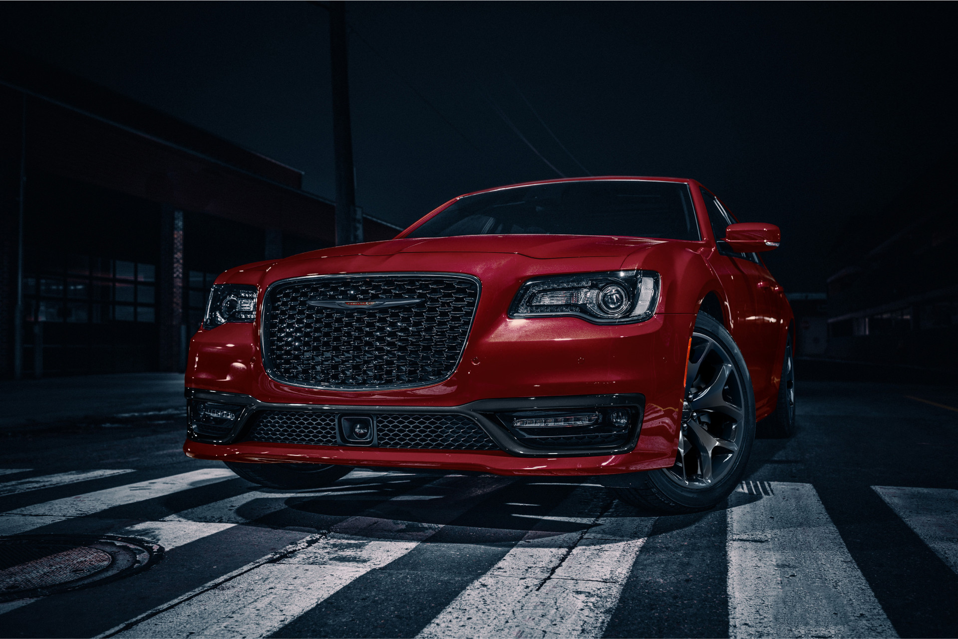 2023 Chrysler 300 Luxury Sedan | Chrysler Canada