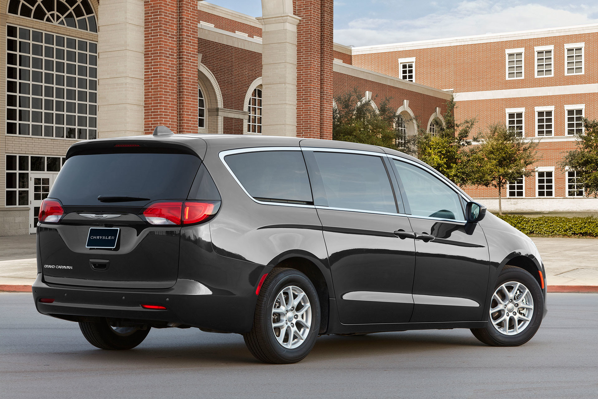 2025 Chrysler Grand Caravan Minivan Chrysler Canada