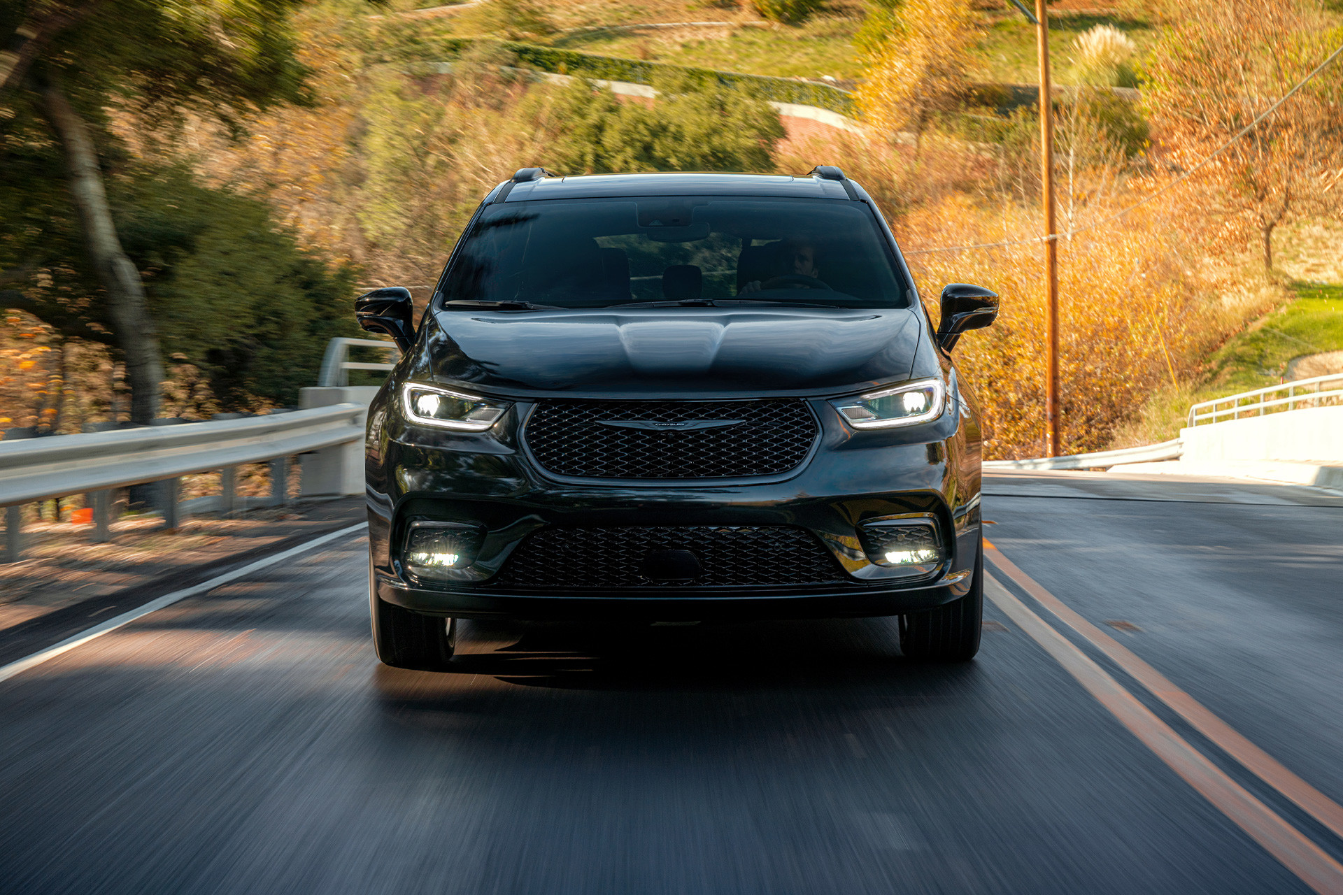 2025 Chrysler Pacifica Minivan Chrysler Canada