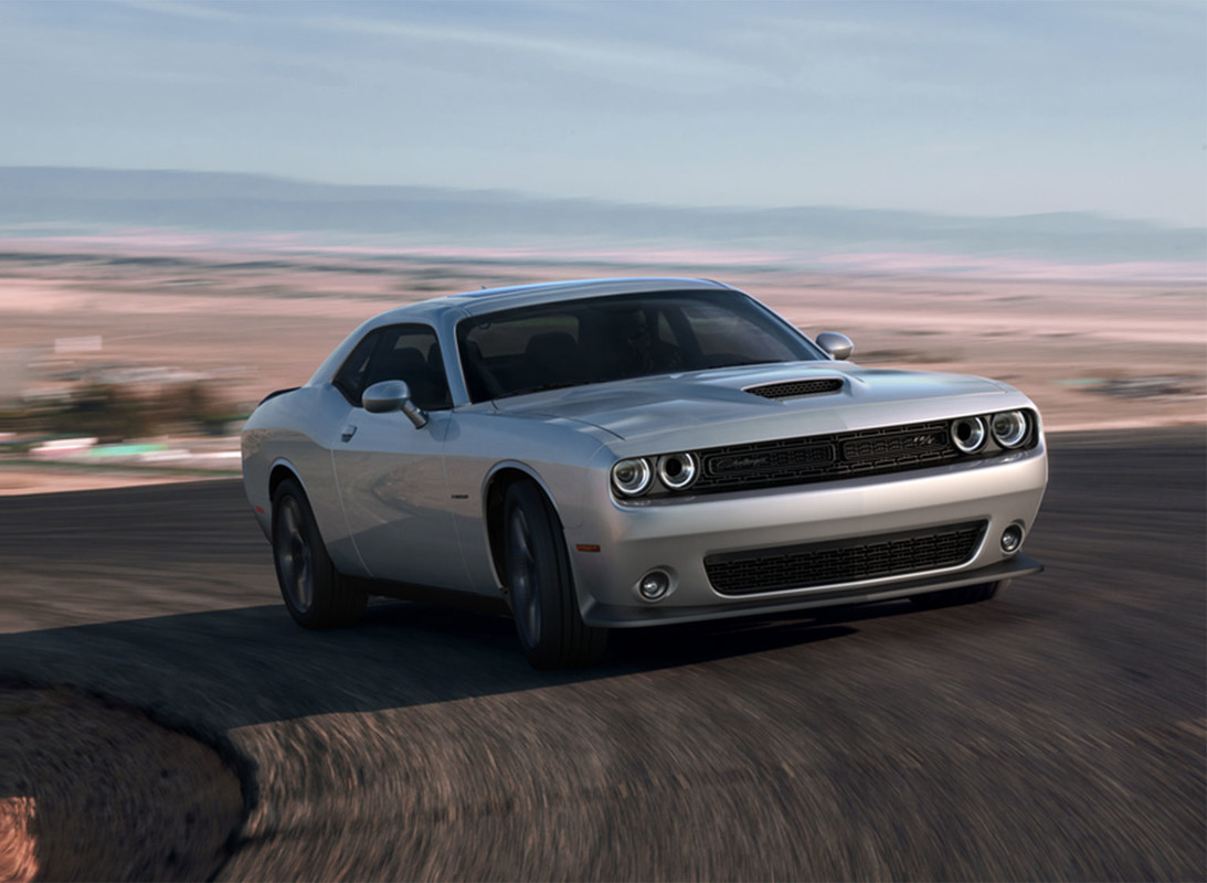 Design Features - 2022 Dodge Challenger | Dodge Canada