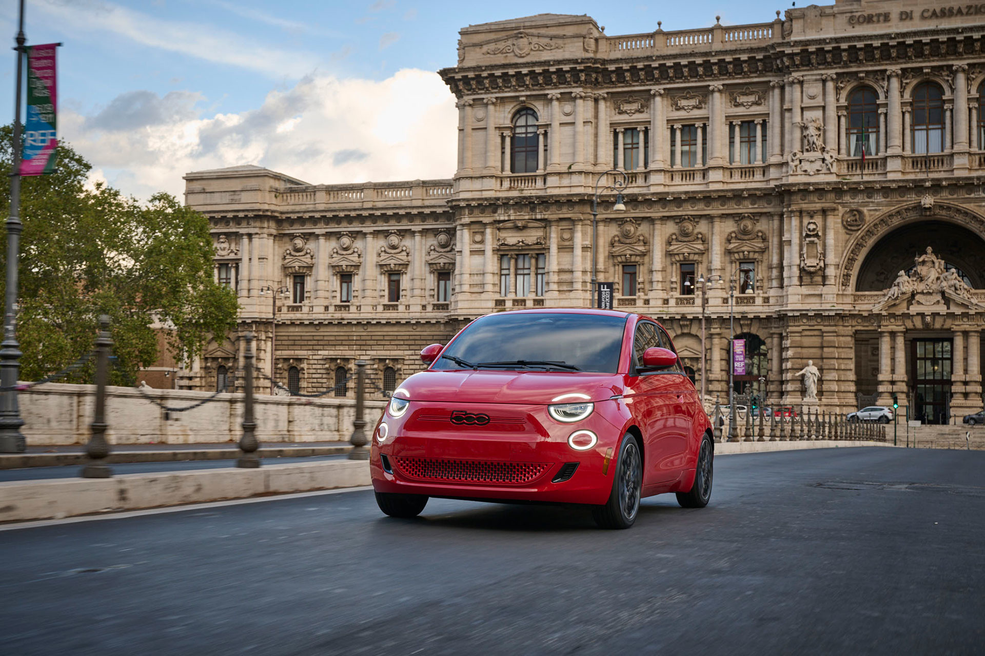 2024 FIAT (500e)RED FIAT Canada