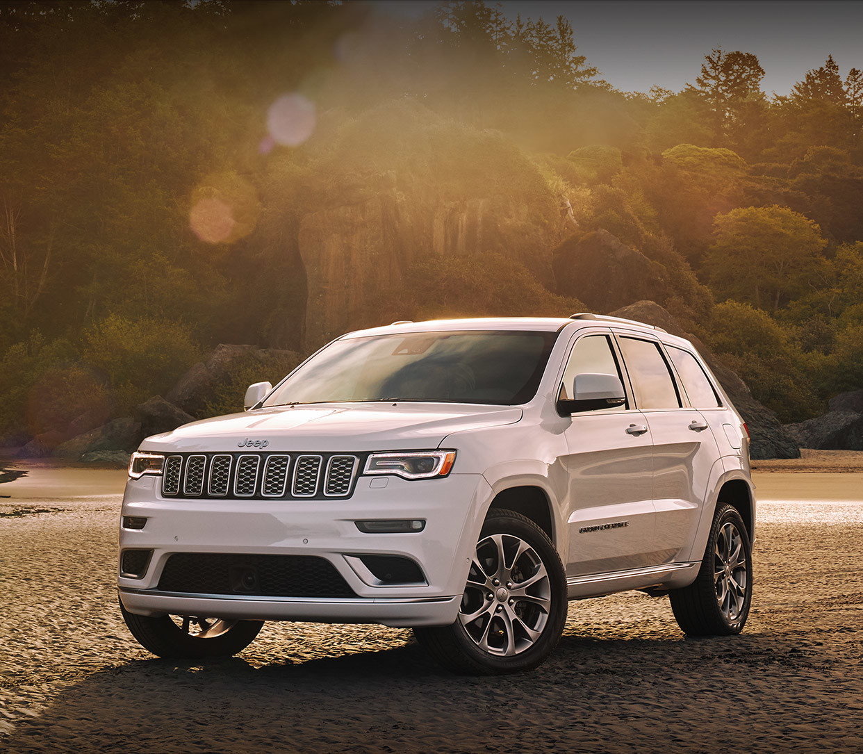 2020 Jeep Grand Cherokee - Most Awarded SUV Ever | Jeep Canada