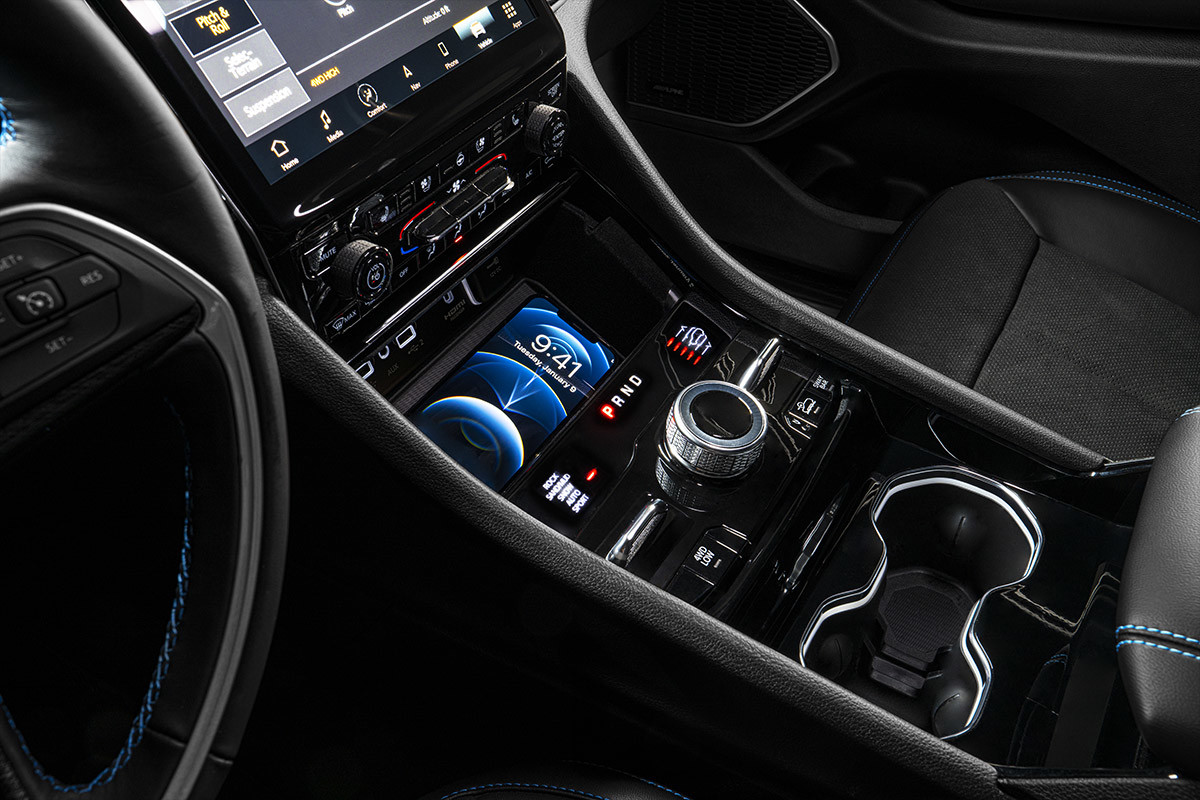 Technology Features 2023 Jeep Grand Cherokee 4xe Jeep Canada