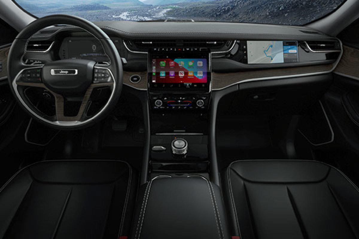 Interior & Exterior Features: 2024 Jeep Grand Cherokee 4xe | Jeep Canada