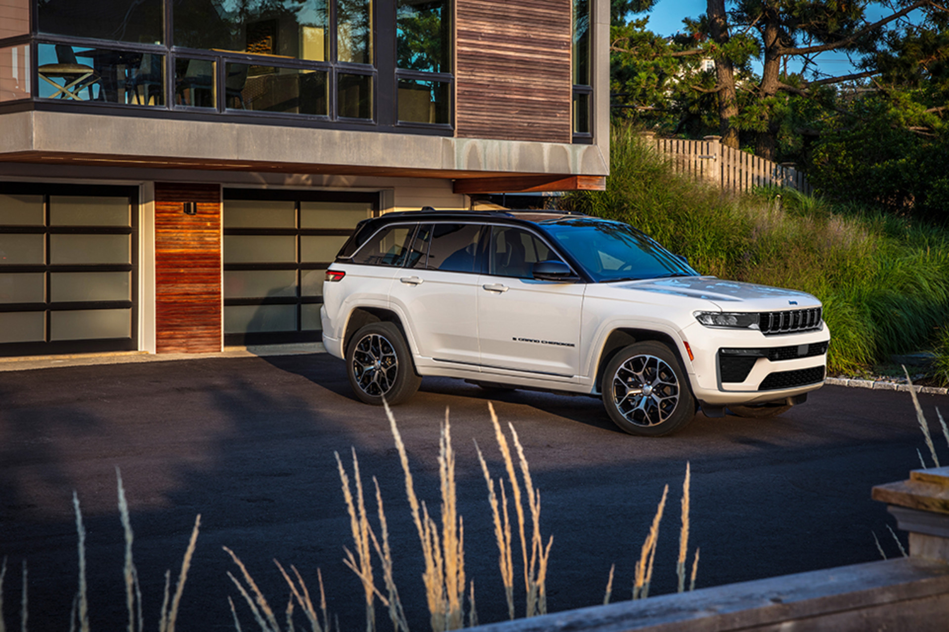 Sitemapcdatahttpswudinf Inetcomjeep Grand Cherokee White With Black