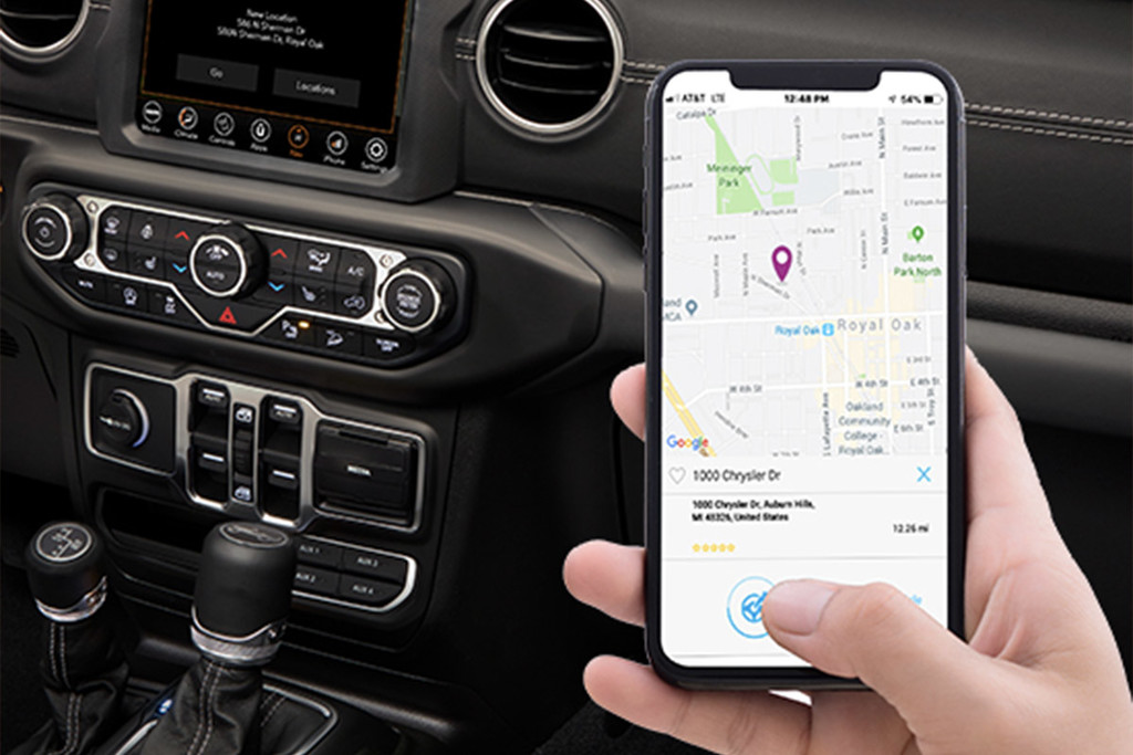 Uconnect Entertainment System Connectivity Jeep Canada