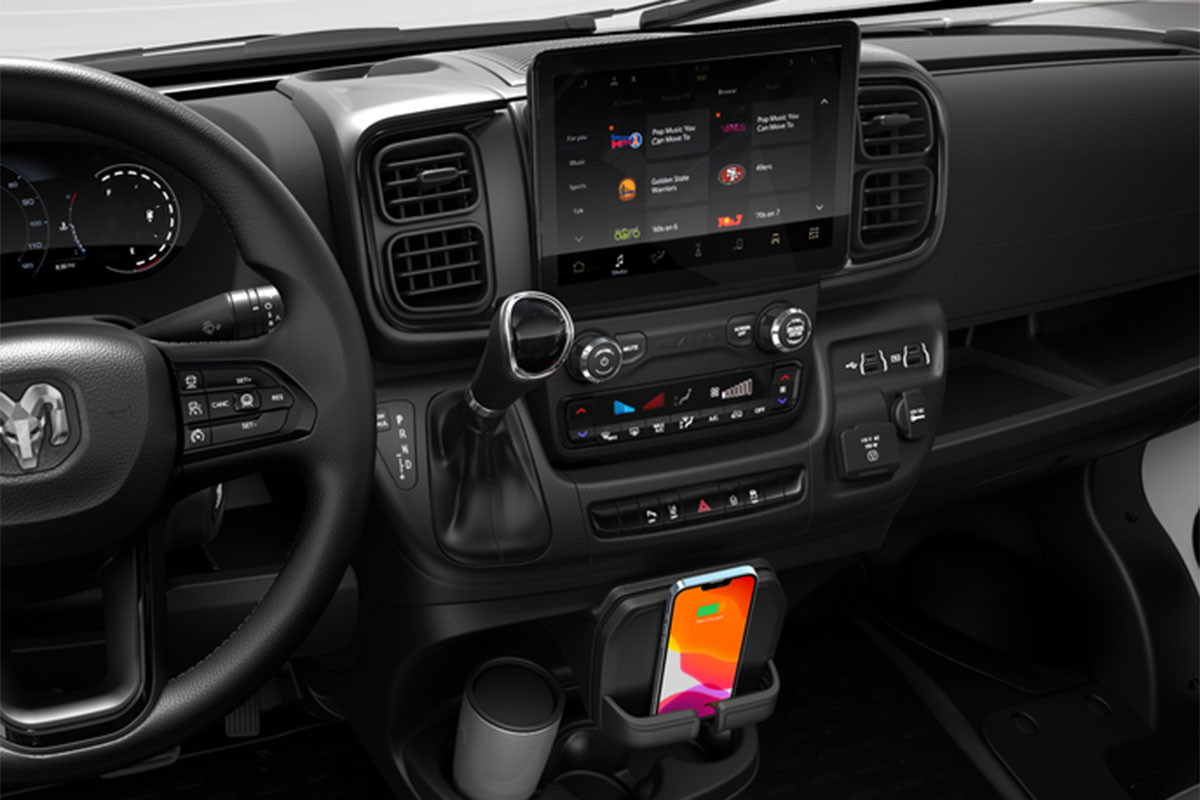 2025 Ram ProMaster Cargo Van Technology Ram Canada