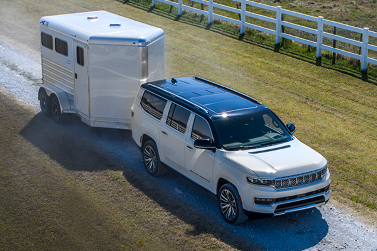 wagoneer towing travel trailer