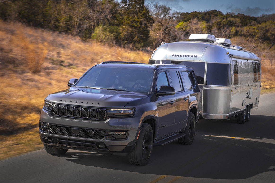 Capability & Efficiency 2024 Wagoneer SUV